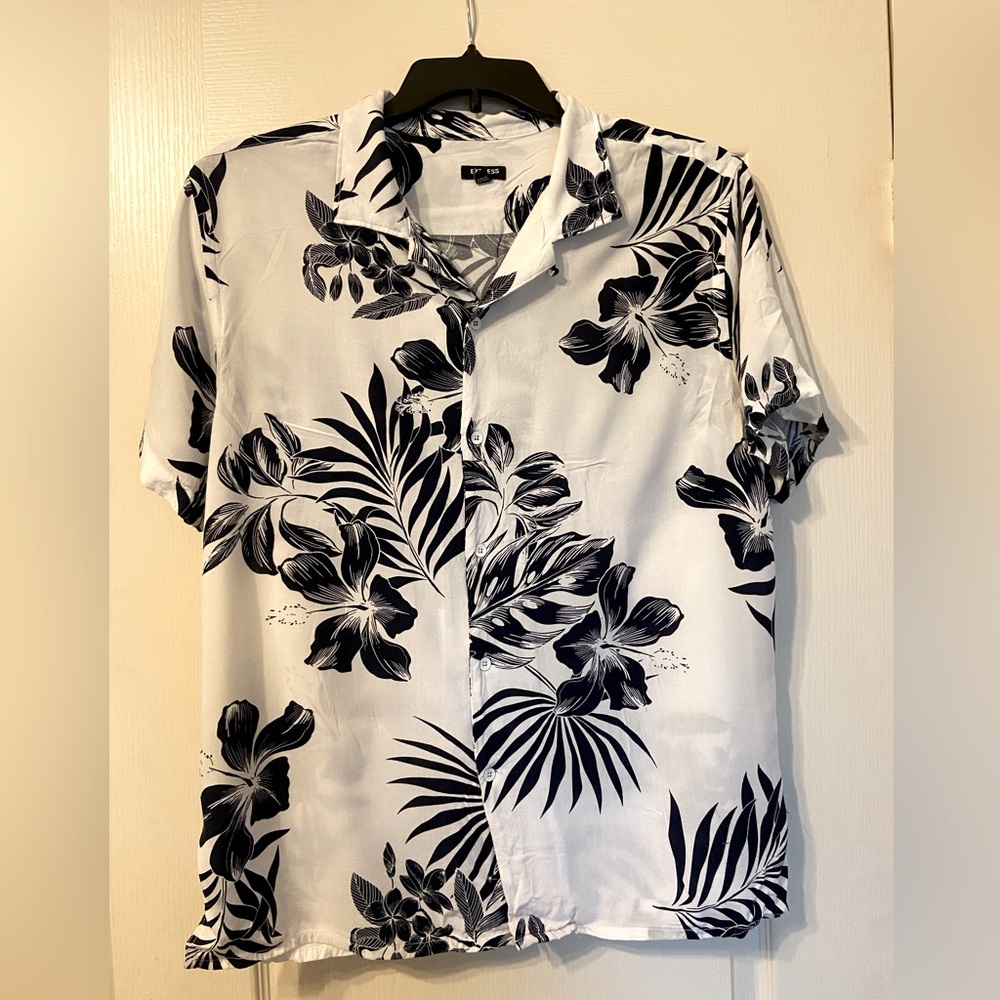 Blue floral print men’s button down